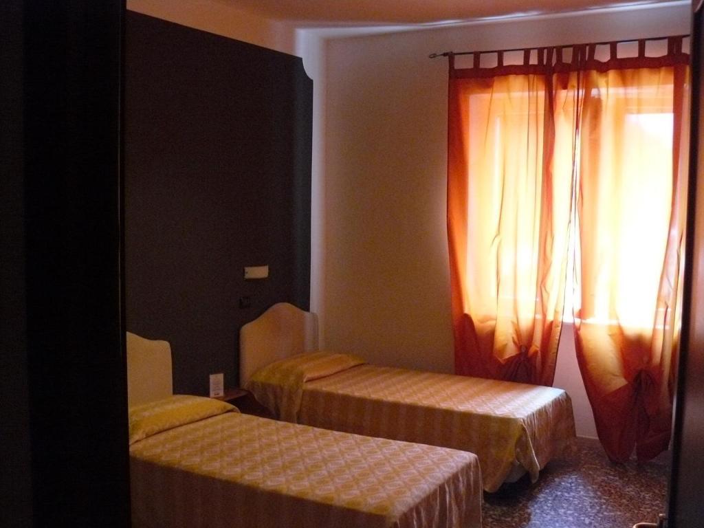 Hotel Vittoriano Turín Habitación foto